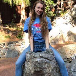 Meet your Posher, Lily